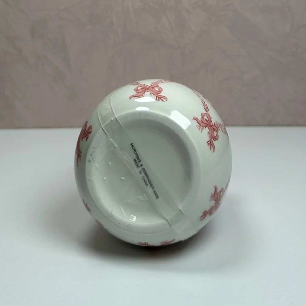 Elegant Pink and White Ceramic Sugar Bowl with Bow Accents